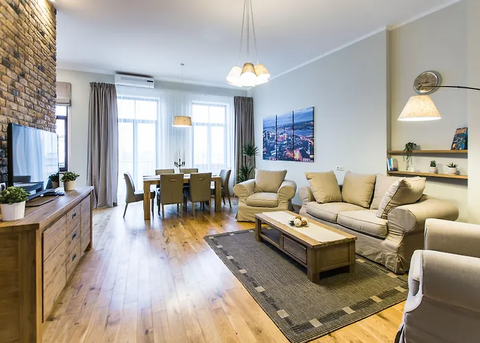 Lux - Ernesta, Free Parking 4* Ρίγα