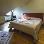 아파트호텔 Lux - Ernesta, Free Parking 4*