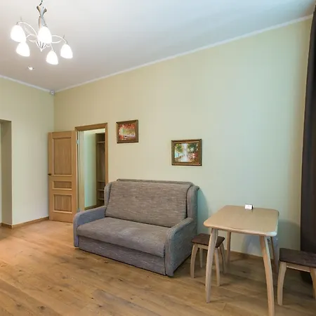 Lux - Ernesta, Free Parking Hotel apartamentowy Ryga