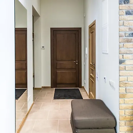 Lux - Ernesta, Free Parking 4*