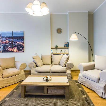 Apart Otel Lux - Ernesta, Free Parking 4*