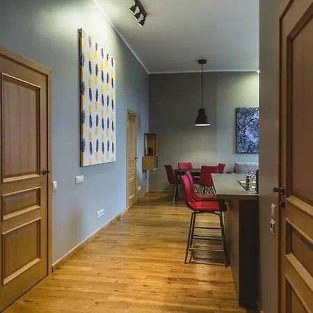 Aparthotel Lux - Ernesta, Free Parking Riga