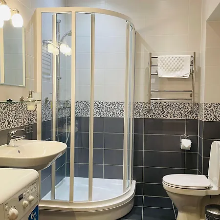 Lux - Ernesta, Free Parking 4*