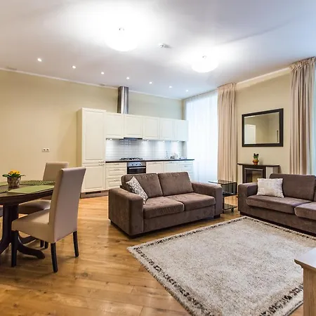 Aparthotel Lux - Ernesta, Free Parking Riga