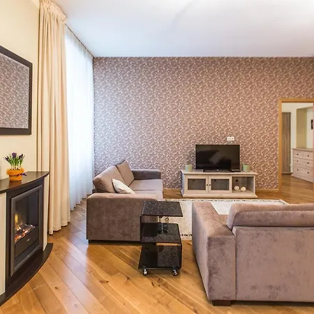 Aparthotel Lux - Ernesta, Free Parking Riga