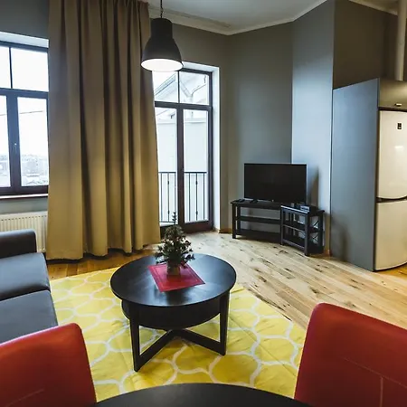 Lux - Ernesta, Free Parking 4*