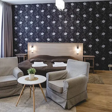 Aparthotel Lux - Ernesta, Free Parking Riga