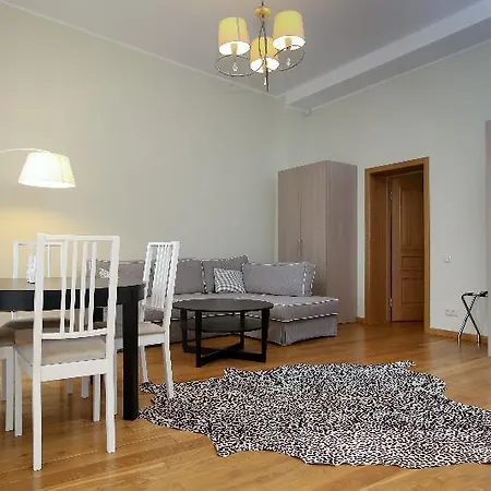 Lux - Ernesta, Free Parking 4*
