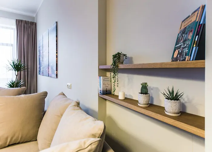 Lux - Ernesta, Free Parking Aparthotel 4*