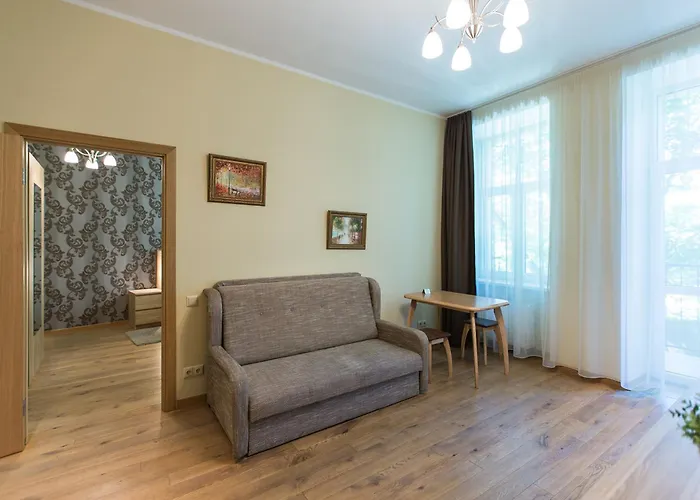 Lux - Ernesta, Free Parking Aparthotel Riga