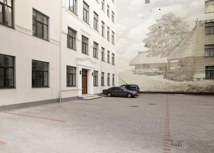 Lux - Ernesta, Free Parking Aparthotel Riga