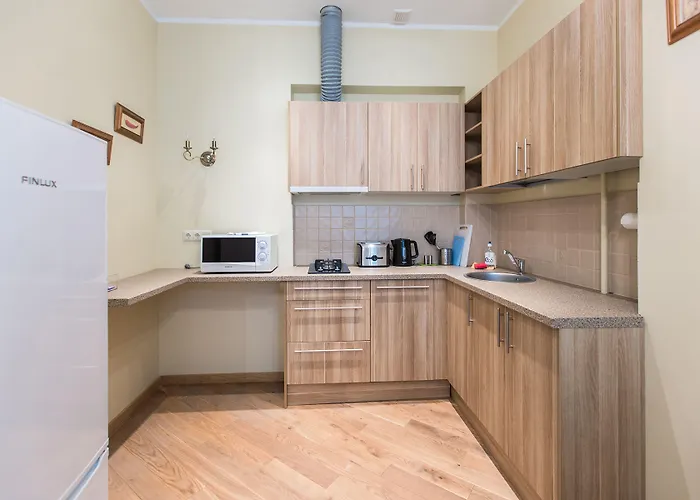 Lux - Ernesta, Free Parking Aparthotel 4*