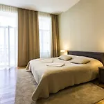 Lux - Ernesta, Free Parking 4* Riga