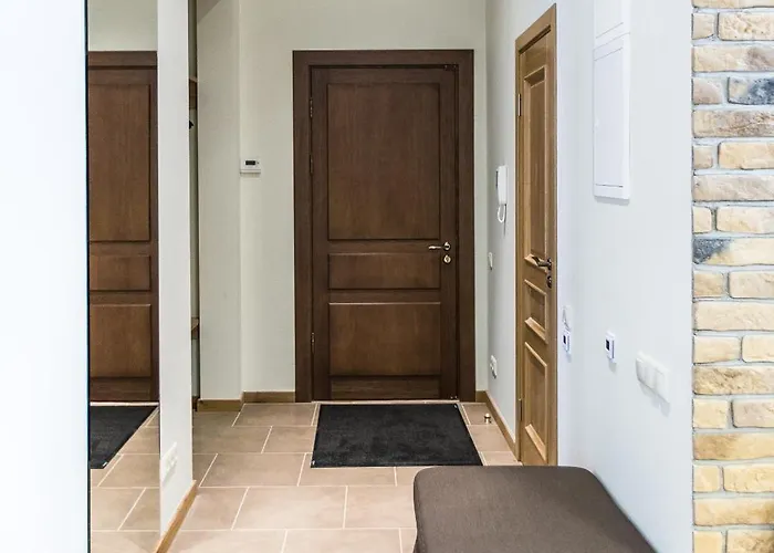 Lux - Ernesta, Free Parking 4*