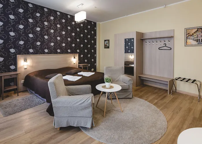 Lux - Ernesta, Free Parking